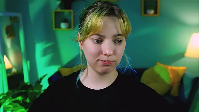 Snapshot of RocKStone_ chatting on 04.11.26 RocKStone online show from 04.11.26