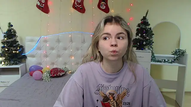 TinaRedly online show from 01.12.25