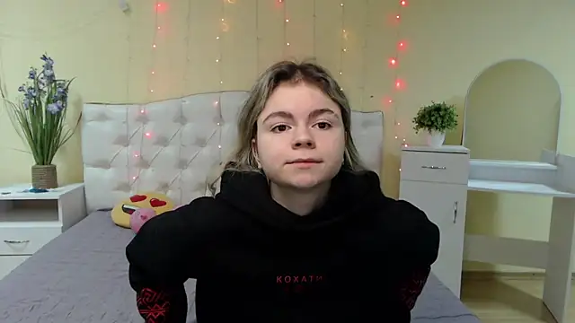 TinaRedly online show from 01.22.25