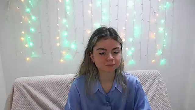 TinaRedly online show from 01.27.25