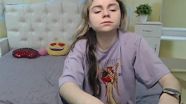 TinaRedly online show from 02.05.25