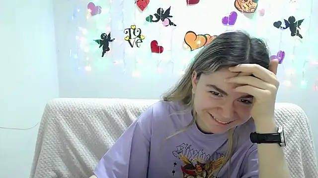 TinaRedly online show from 02.23.25