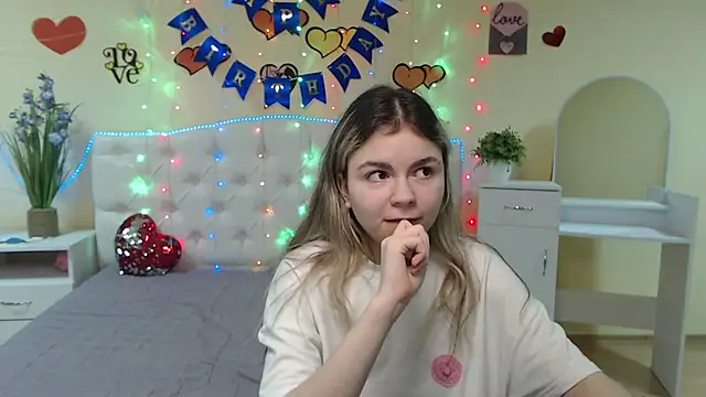 TinaRedly online show from 03.03.25