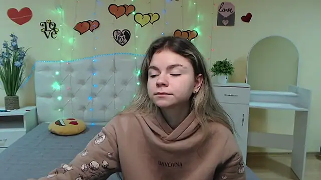 TinaRedly online show from 03.11.25