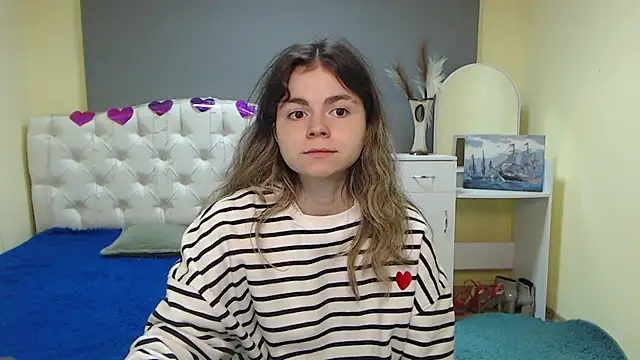 TinaRedly online show from 09.24.25