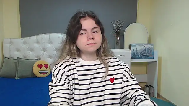 TinaRedly online show from 11.06.25