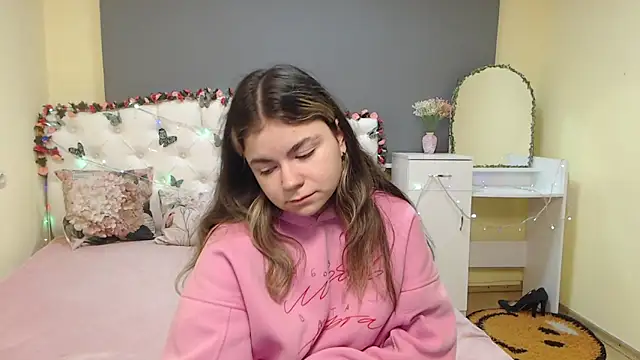 TinaRedly online show from 03.06.26