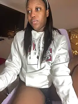 kellya  online show from 01.23.25