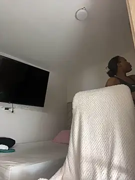 kellya  online show from 02.03.26