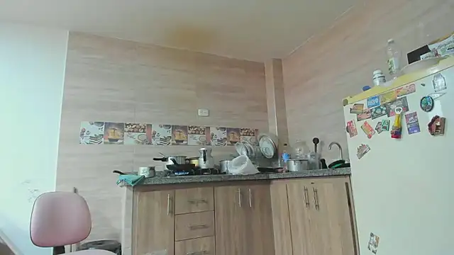 hotandfierylatinos2023 online show from 02.26.25