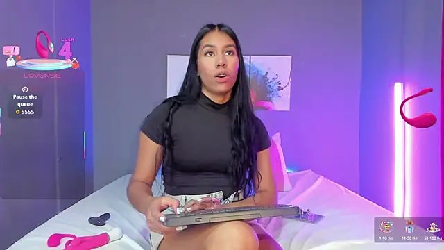 Snapshot of MadissonShakur chatting on 10.07.25 MadissonShakur online show from 10.07.25