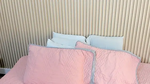 charlottebrowns  online show from 11.17.25