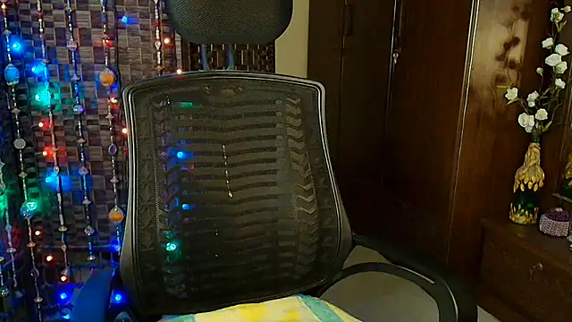 Hotty  Baby online show from 10.08.25