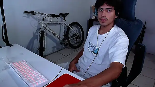 Thieves9 online show from 10.28.25