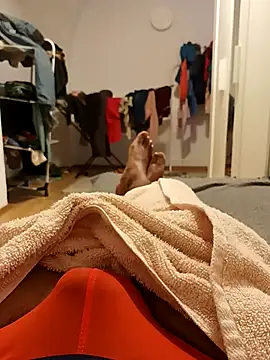 Snapshot of maleesa chatting on 10.23.25 maleesa online show from 10.23.25