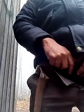 Snapshot of maleesa chatting on 11.26.25 maleesa online show from 11.26.25