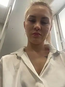 DreamGirl-777 online show from 01.23.25