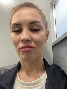 DreamGirl-777 online show from 02.03.25