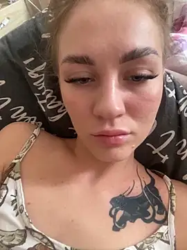 DreamGirl-777 online show from 10.04.25