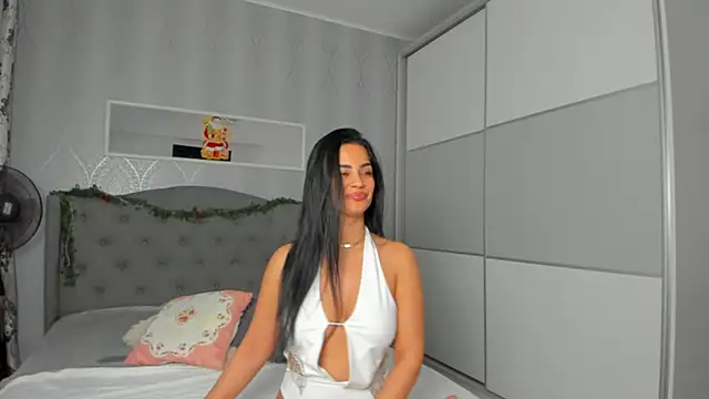  adelle online show from 01.04.25