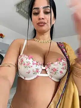  adelle online show from 02.22.25