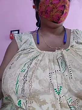 Snapshot of Kayra_34 chatting on 05.27.26 Kayra 34 online show from 05.27.26