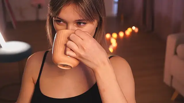 Snapshot of hereandnows_ chatting on 12.14.24 hereandnows online show from 12.14.24