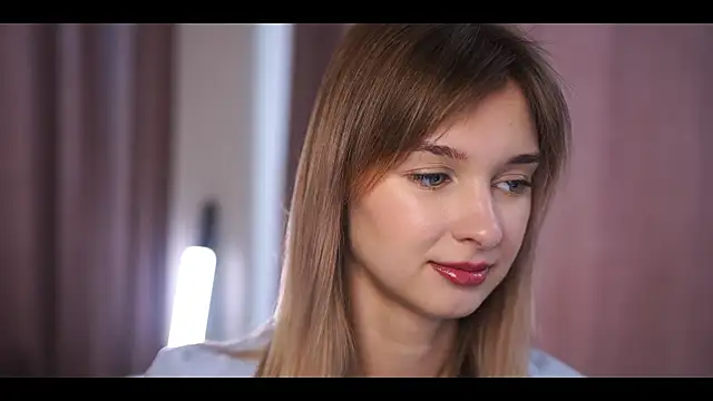 Snapshot of hereandnows_ chatting on 10.16.25 hereandnows online show from 10.16.25