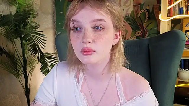 ELLIEJAY online show from 04.10.26