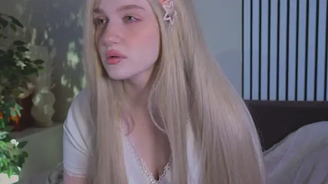 ELLIEJAY online show from 04.12.26