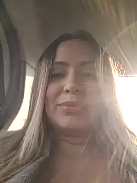 Snapshot of Valentina_St chatting on 02.08.25 Valentina St online show from 02.08.25