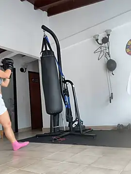 Snapshot of yandracelisofficial chatting on 12.16.24 yandracelisofficial online show from 12.16.24