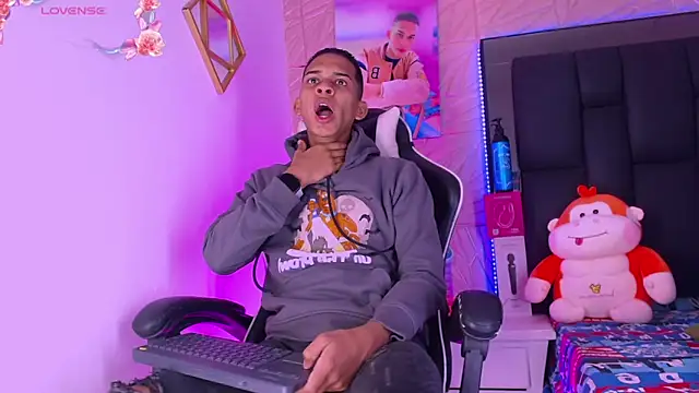 Snapshot of dilan_alfonzo chatting on 03.09.26 dilan alfonzo online show from 03.09.26