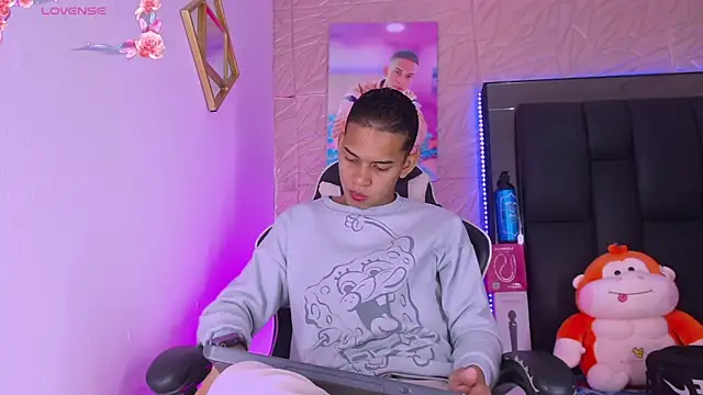 Snapshot of dilan_alfonzo chatting on 03.15.26 dilan alfonzo online show from 03.15.26