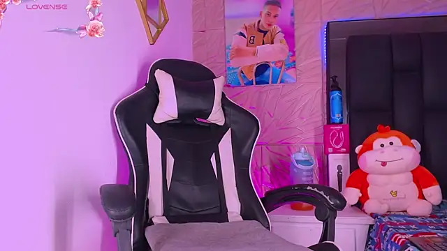 Snapshot of dilan_alfonzo chatting on 03.25.26 dilan alfonzo online show from 03.25.26