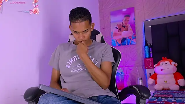 Snapshot of dilan_alfonzo chatting on 04.16.26 dilan alfonzo online show from 04.16.26