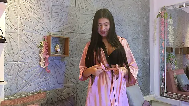 Snapshot of LissaWiild chatting on 03.21.25 LissaWiild online show from 03.21.25