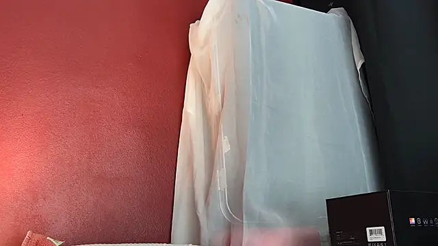 rosesdesiles online show from 01.15.25