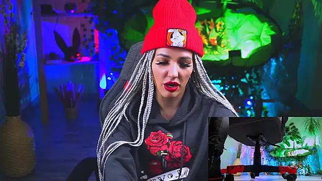 MonicaMaxwel online show from 03.04.25