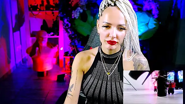 MonicaMaxwel online show from 11.09.25