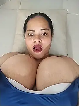 Snapshot of sweetpe chatting on 03.21.26 sweetpe online show from 03.21.26