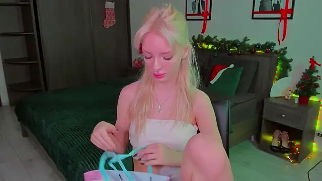 AleksaBlonde online show from 12.29.24
