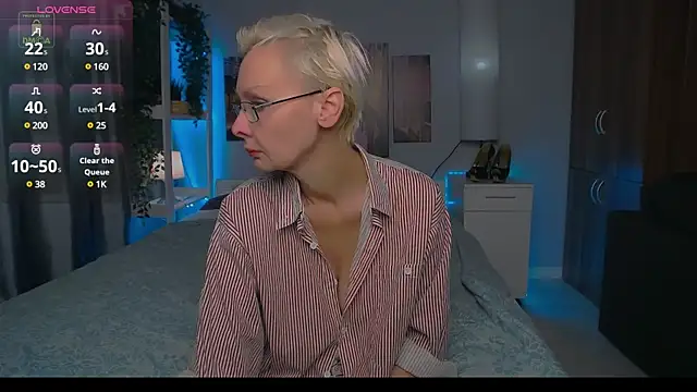 Snapshot of HelgaHimmell chatting on 12.05.24 HelgaHimmell online show from 12.05.24