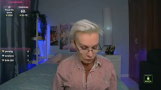 Snapshot of HelgaHimmell chatting on 12.09.24 HelgaHimmell online show from 12.09.24