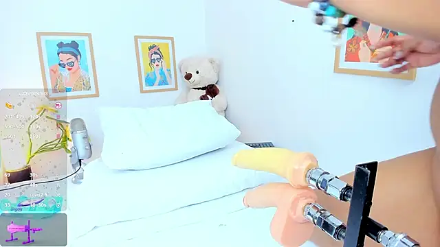 jasminnee  online show from 02.03.26