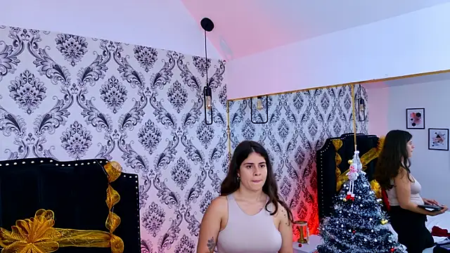 LexaDeRusso online show from 12.15.25