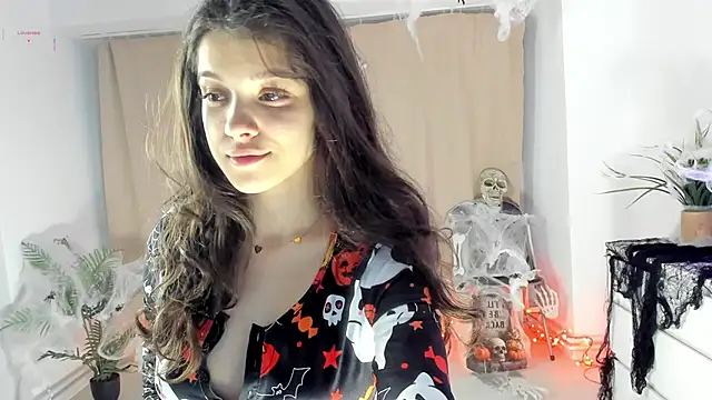 BabyAylin online show from 10.28.25