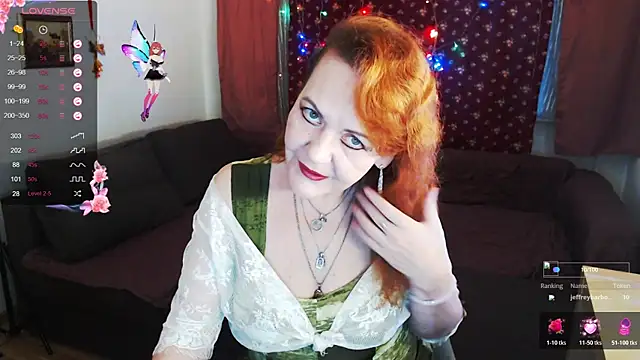 Snapshot of Liset_Monro chatting on 11.17.25 Liset Monro online show from 11.17.25