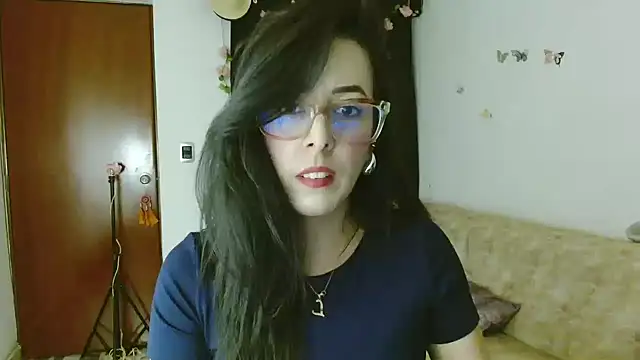 ella peck online show from 04.13.26