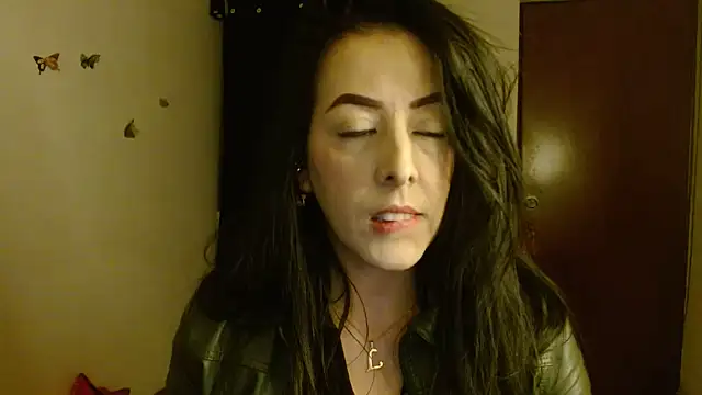 ella peck online show from 07.14.26
